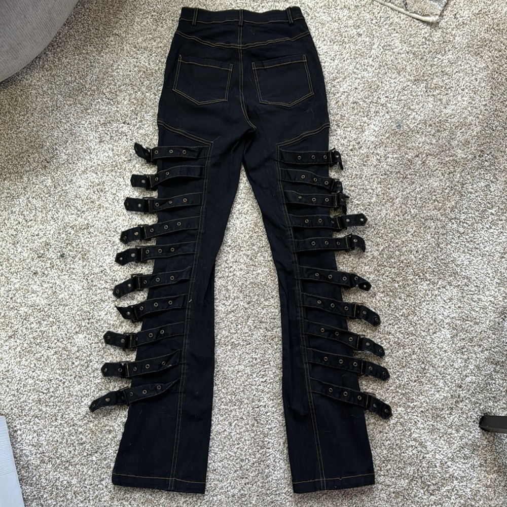 IAMGIA Sceptrum Buckle Pants - Picture 9 of 9